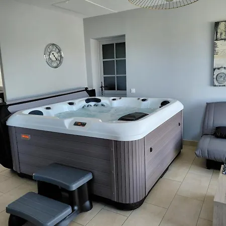 Апартаменты La Plano Sauna *